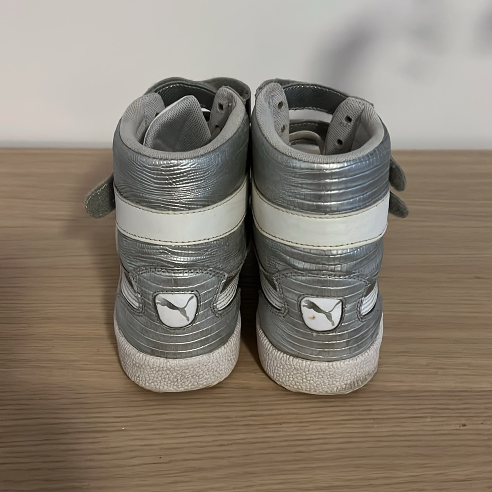 Puma Silver Women's Sky II Hi Hologram Casual High Top Sneakers Size 41 - Picture 4 of 7